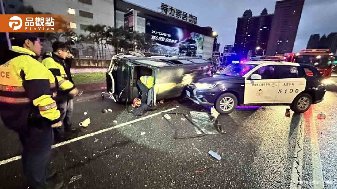 男開贓車拒檢狂飆7公里！猛撞警車大翻覆