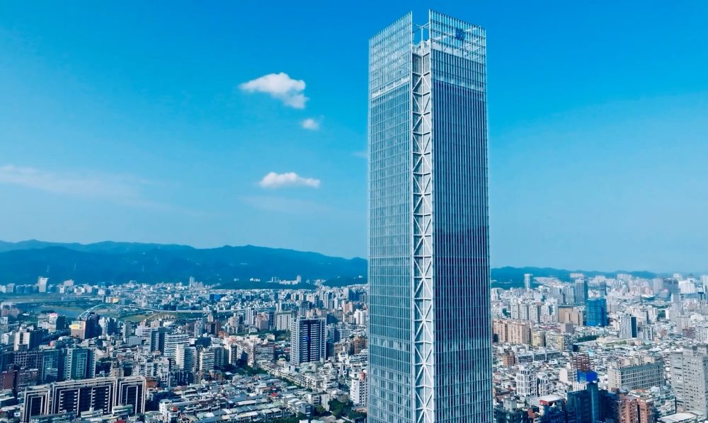 富邦人壽導入AI協助申訴處理　每月查找及閱讀案例工時大減67%！