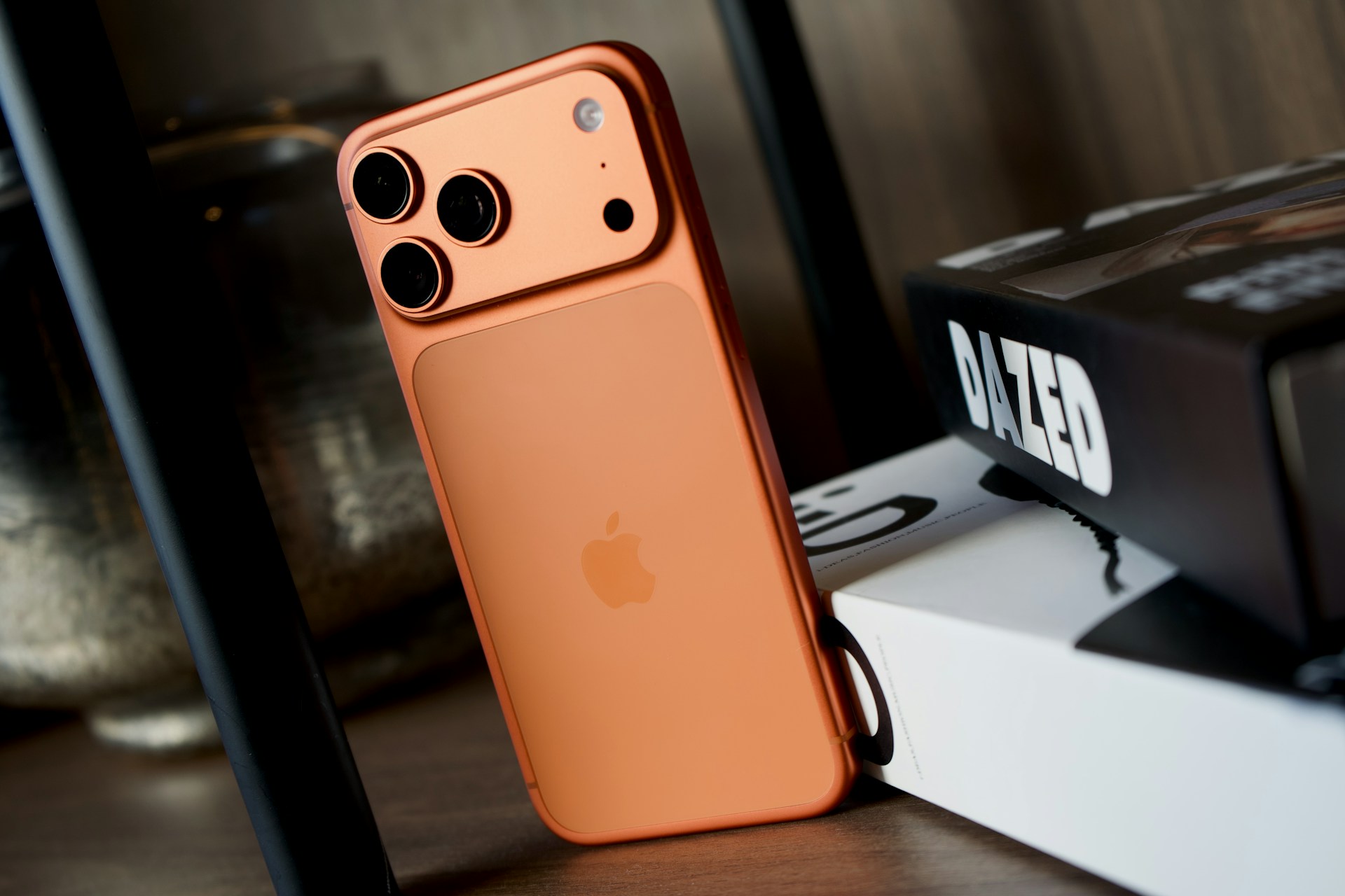 iPhone 17 Pro出清降2610元！18 Pro送配件　傑昇中秋特價一表秒懂