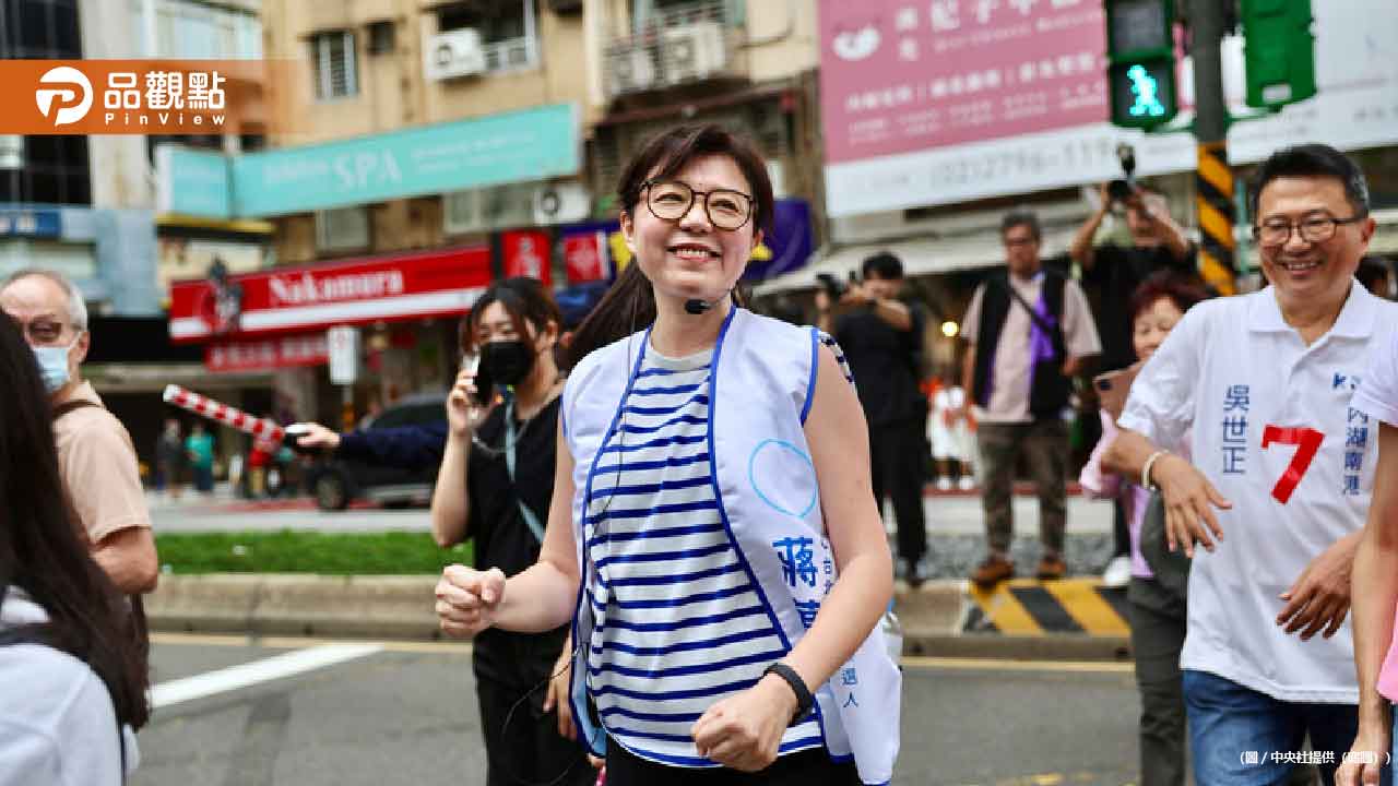 蔣萬安身體不適突取消行程！妻子代夫掃街拜票